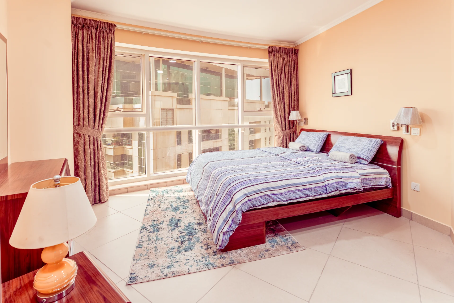 1 BR Apartment in JLT