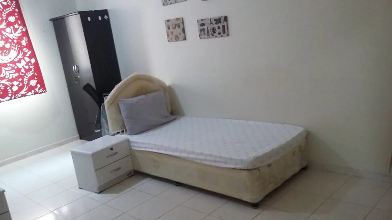 Bedspace near Burjuman Metro