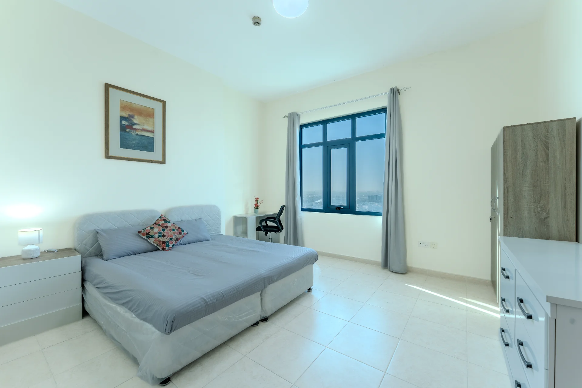 Main property image