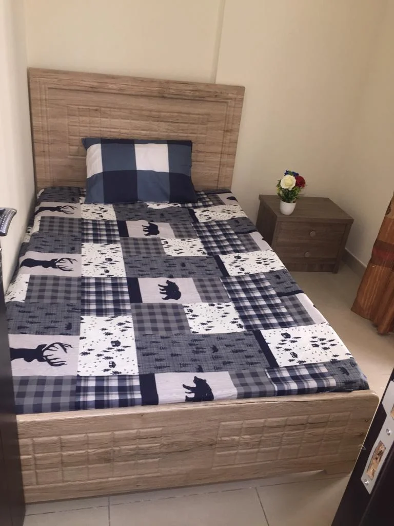 Cozy & Small Room for rent 