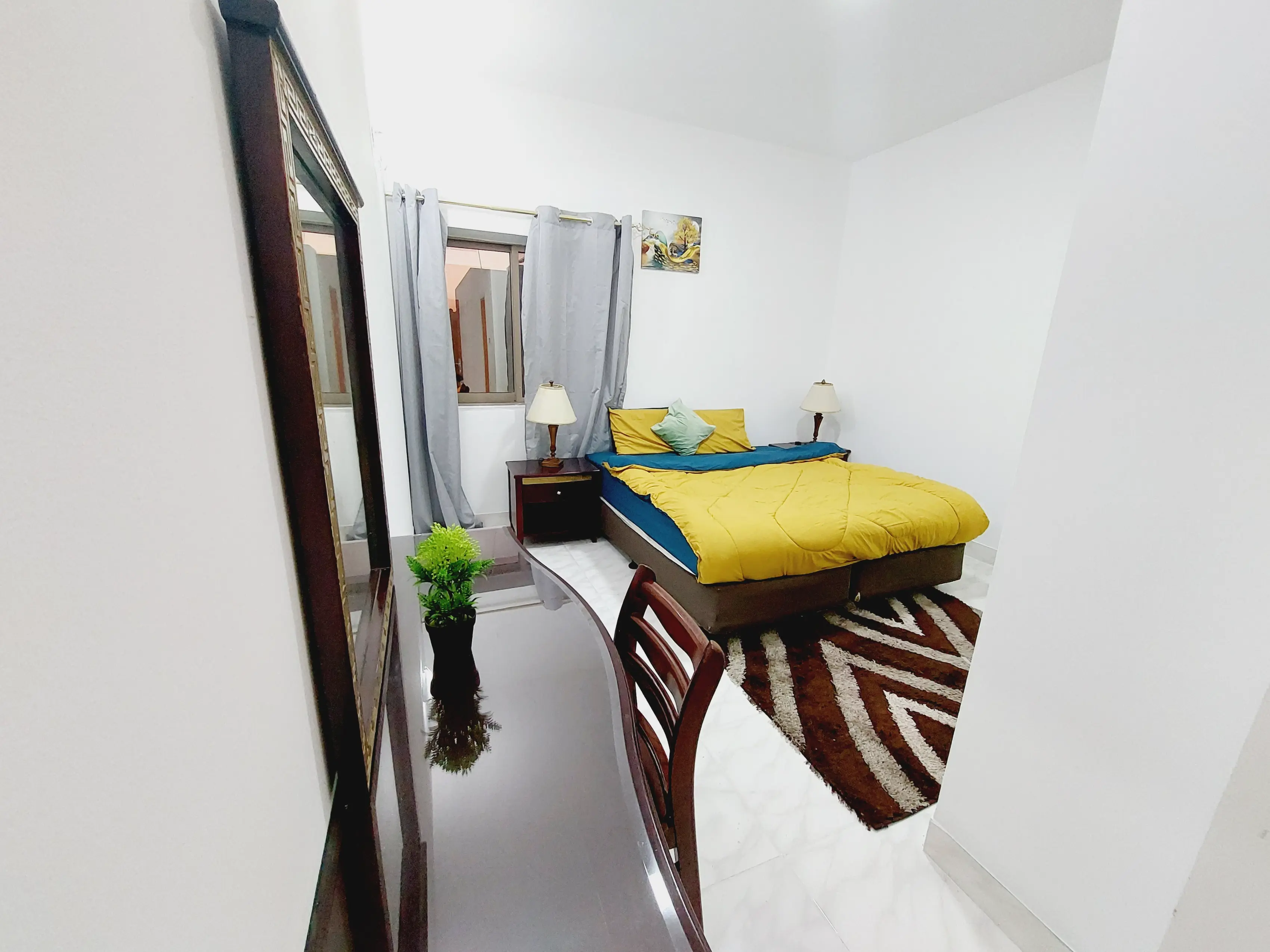 Master room for rent in Al Mankhool