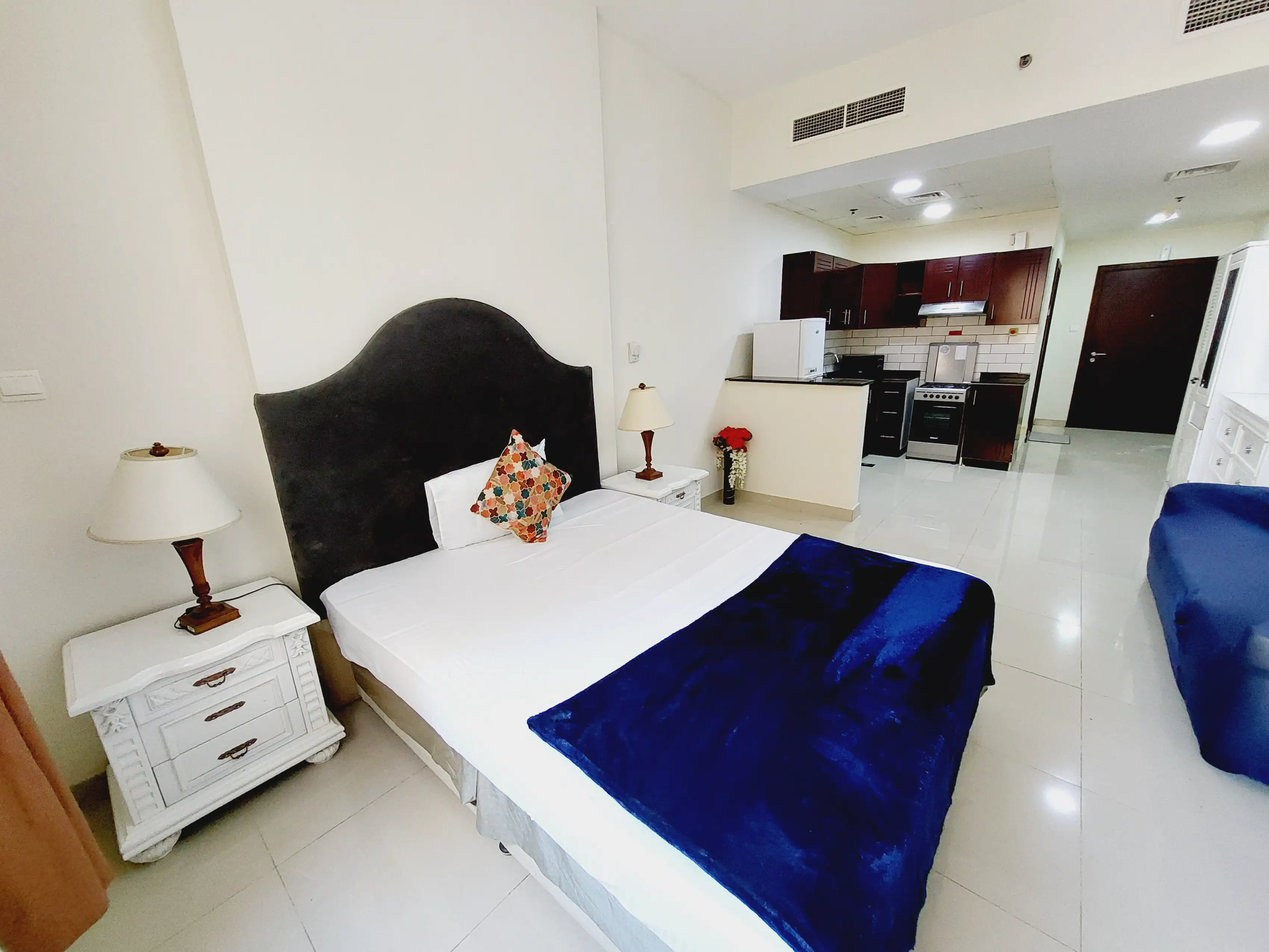 Studio in Prime Location for Rent in JVC